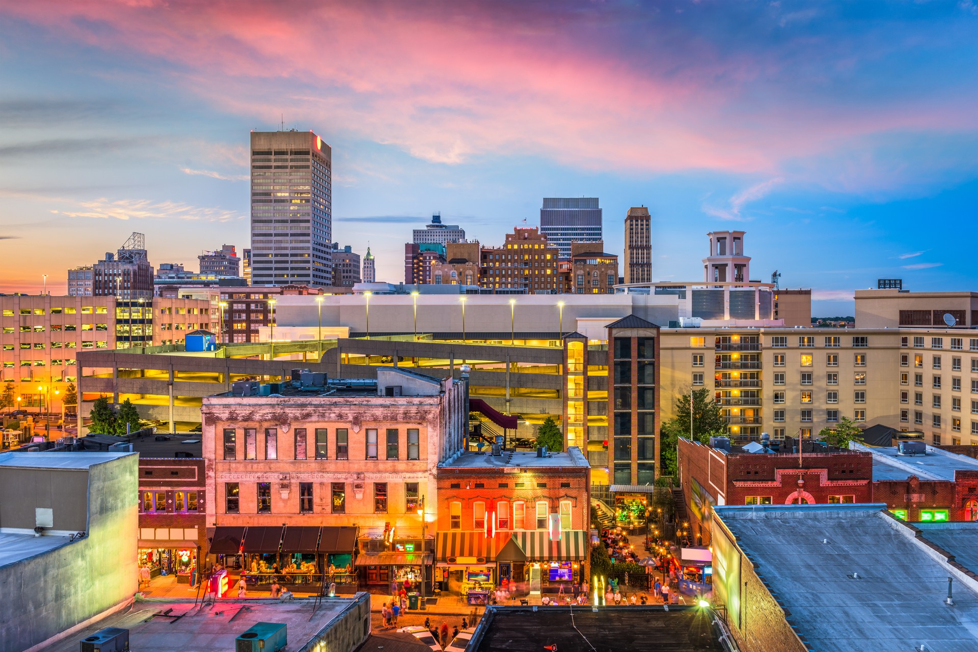 Temphis Tennessee skyline